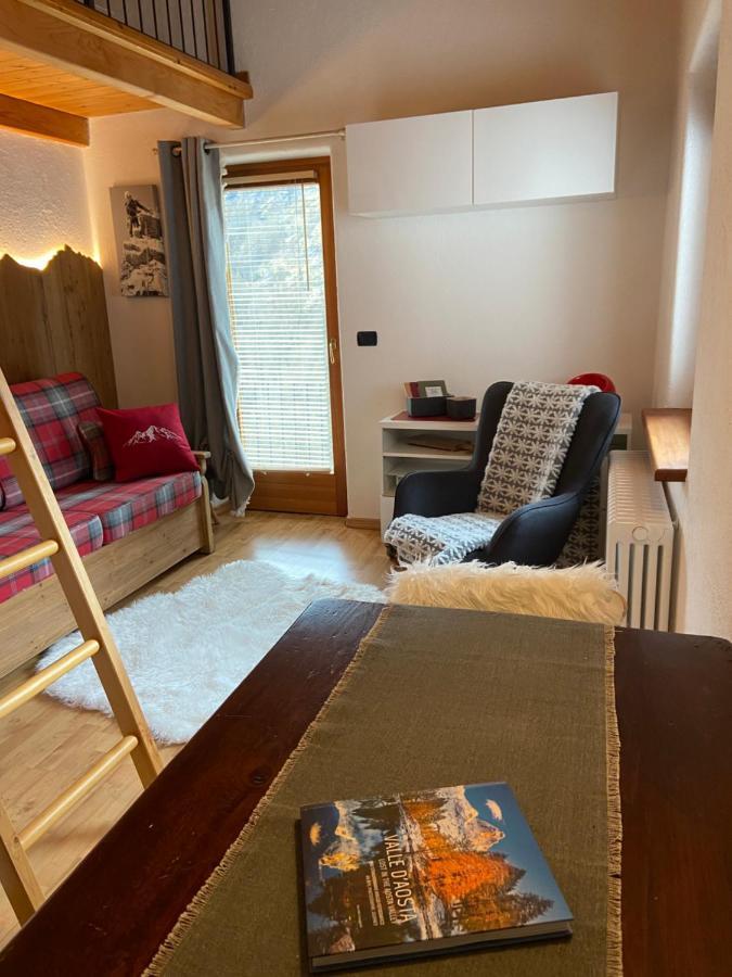 Apartamento La Guida E L'Architetto Saint-Rhemy-En-Bosses Exterior foto